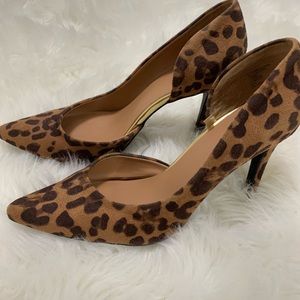 Mossimo leopard suede heels
